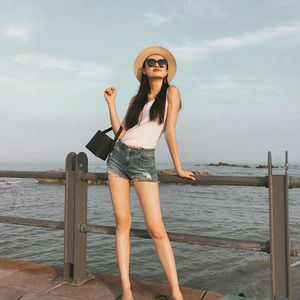 Meet your Posher, Yixuan